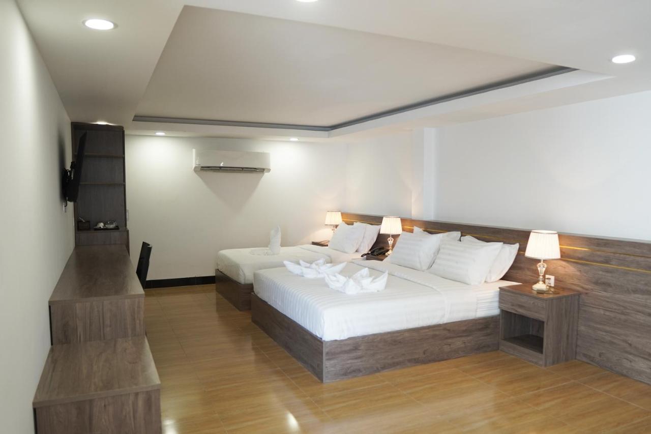 Apple Hotel Three - Near Pnh Airport Phnom Penh Dış mekan fotoğraf