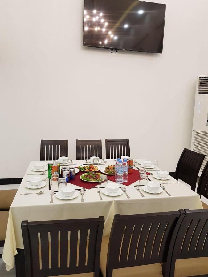 Apple Hotel Three - Near Pnh Airport Phnom Penh Dış mekan fotoğraf