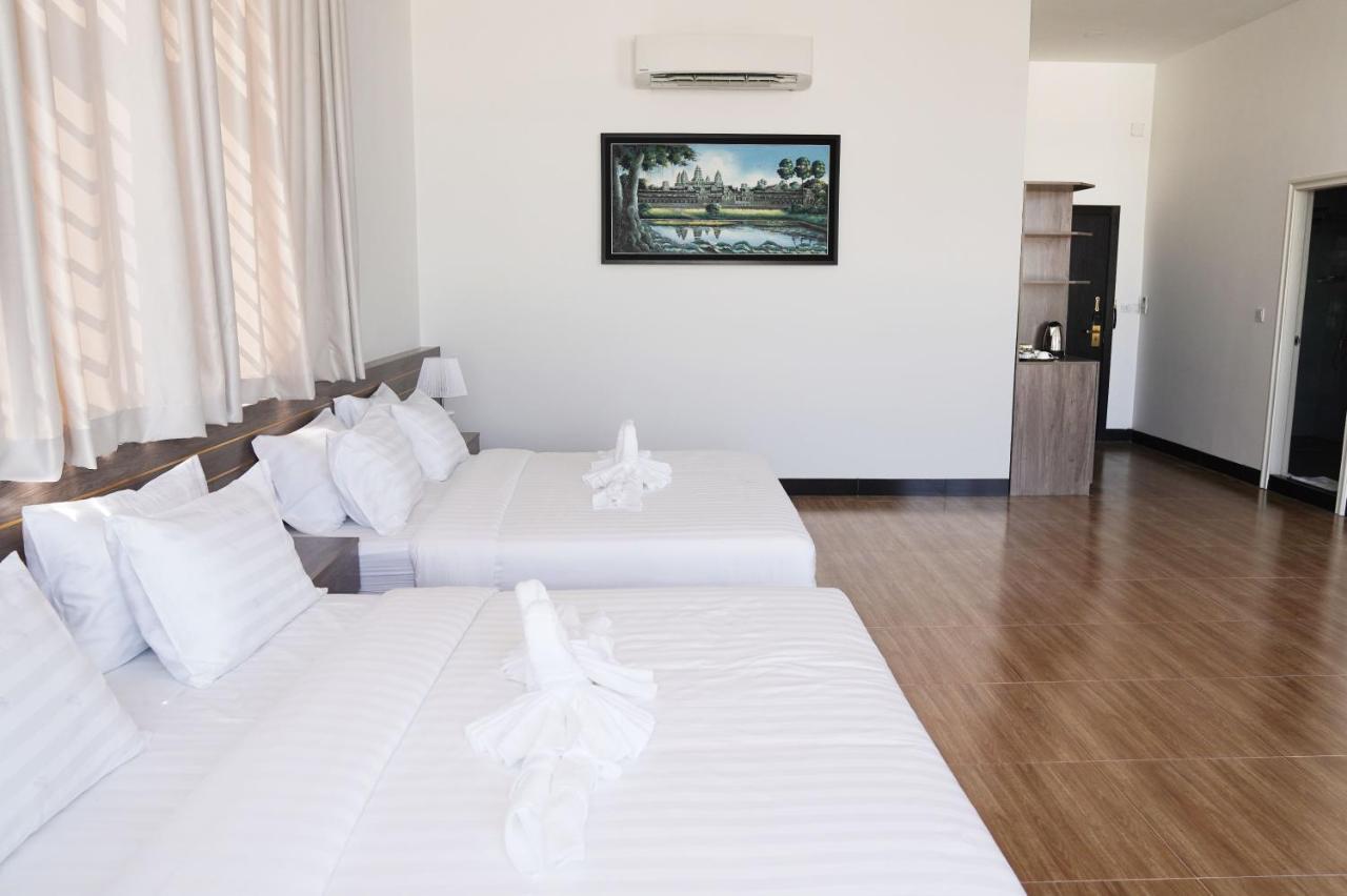 Apple Hotel Three - Near Pnh Airport Phnom Penh Dış mekan fotoğraf
